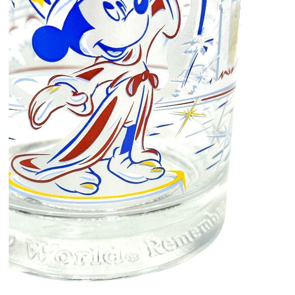 Walt Disney World 1996 "Remember the Magic" 25th Anniversary Cup-Sorcerer Mickey - Picture 4 of 6